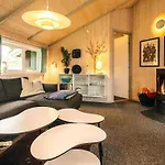 Semesterbostad 5 Star In